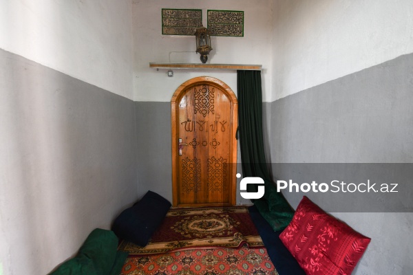 Digah qəsəbəsində yerləşən XV əsrə aid Cümə məscidi