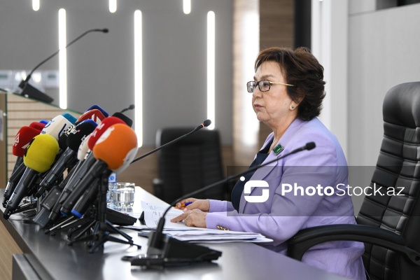 DİM sədri Məleykə Abbaszadənin universitetlərə qəbulun nəticələri ilə bağlı keçirdiyi brifinq