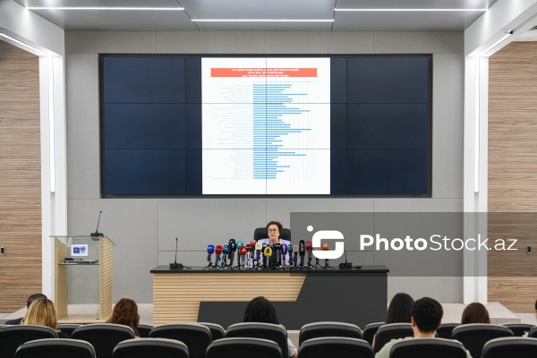 DİM sədri Məleykə Abbaszadənin universitetlərə qəbulun nəticələri ilə bağlı keçirdiyi brifinq