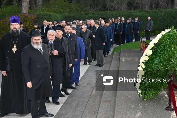 Din Xadimlərinin II Forumu çərçivəsində silsilə ziyarətlər