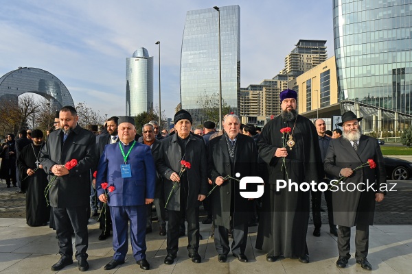 Din Xadimlərinin II Forumu çərçivəsində silsilə ziyarətlər