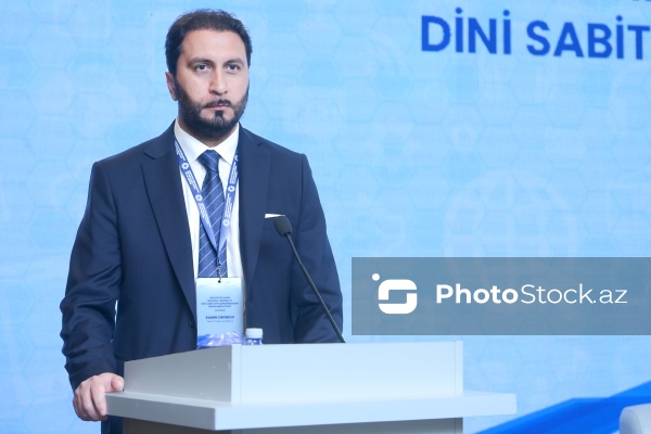 Ramin Cəfərov - "Dini mövzuların mediada təqdimatı: dini sabitliyin qorunmasında birgə məsuliyyət" mövzusunda konfransda