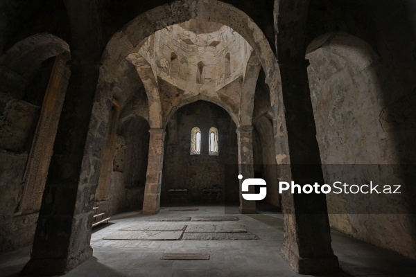 Diplomatik korpusun nümayəndələri Kəlbəcər rayonundakı Xudavəng monastır kompleksi ilə tanış olublar