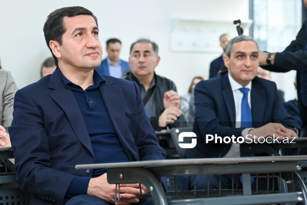 Hikmət Hacıyev - Diplomatik korpusun Qarabağ Universitetinə səfərində