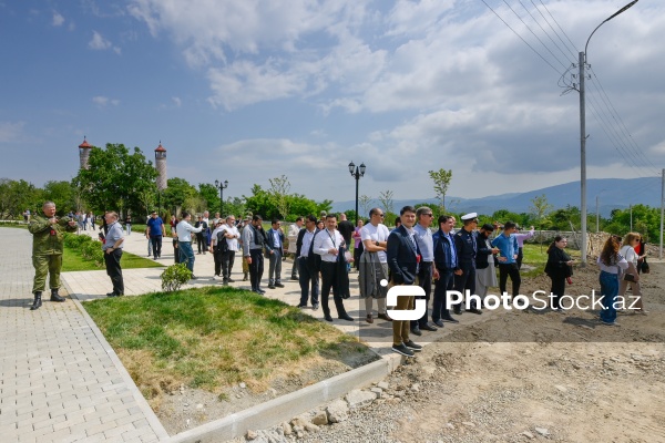 Diplomatlar Şuşadakı Qarabağ küçəsində olublar