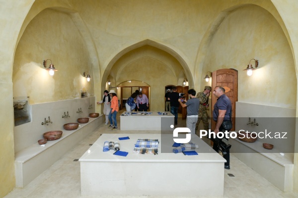 Diplomatlar Şuşadakı Qarabağ küçəsində olublar