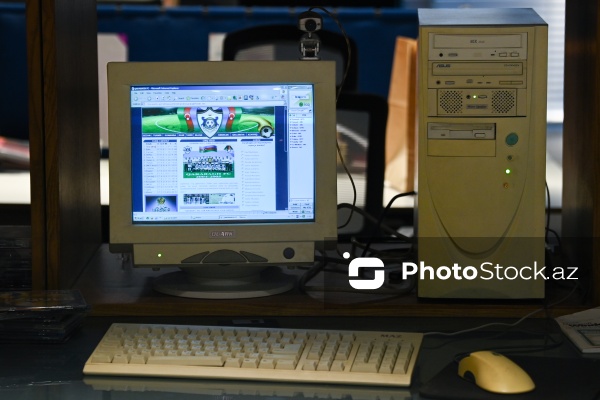 İnformasiya texnologiyalarına həsr olunmuş ekspozisiya guşəsi