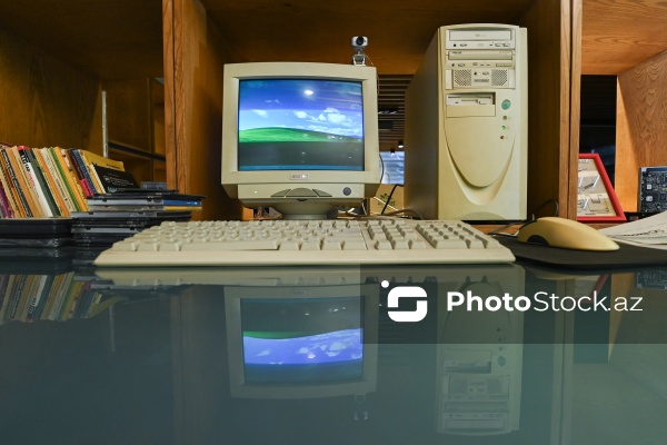 İnformasiya texnologiyalarına həsr olunmuş ekspozisiya guşəsi