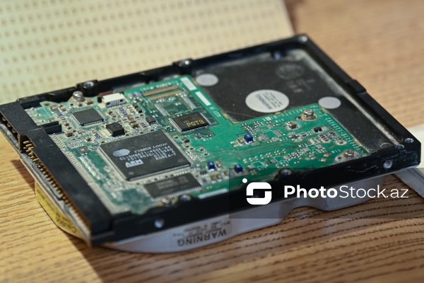 İnformasiya texnologiyalarına həsr olunmuş ekspozisiya guşəsi