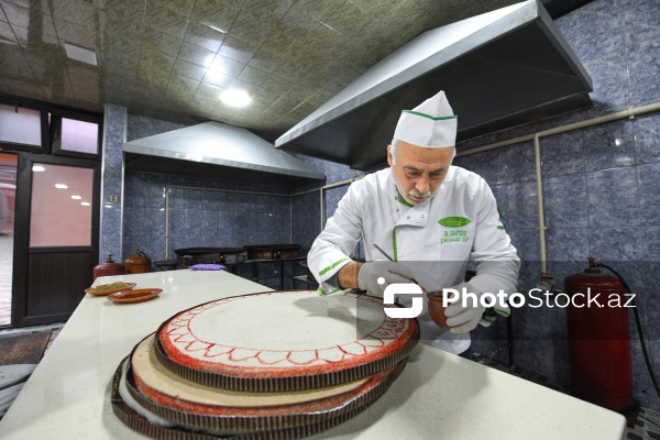 Xosrov Qafarov - Halvaçı