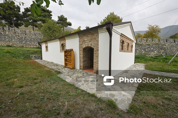 Qala Divarları Kompleksində yerləşən dulusçuluq mərkəzi