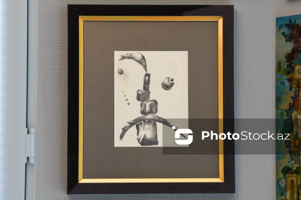 Doğulduğu Bakı şəhərindən ilham alan rəssam Tahir Şıxəliyev