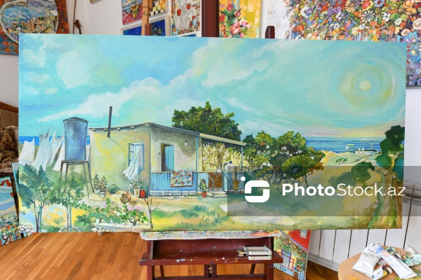 Doğulduğu Bakı şəhərindən ilham alan rəssam Tahir Şıxəliyev