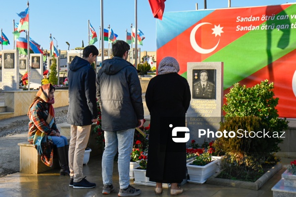 Milli Qəhrəman Polad Həşimovun xatirəsi İkinci Şəhidlər xiyabanında anılır