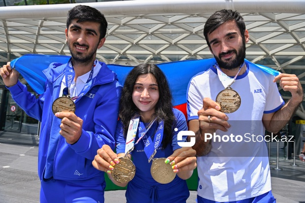 Dünya çempionatında 4 qızıl medal qazanan paraatletika üzrə milli komandamız Azərbaycana qayıtdı