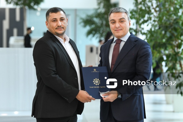 ƏƏSMN tərəfindən şəhid ailələrinə və müharibə əlillərinə 100 mənzil verilib