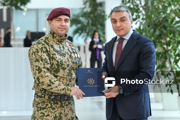 ƏƏSMN tərəfindən şəhid ailələrinə və müharibə əlillərinə 100 mənzil verilib