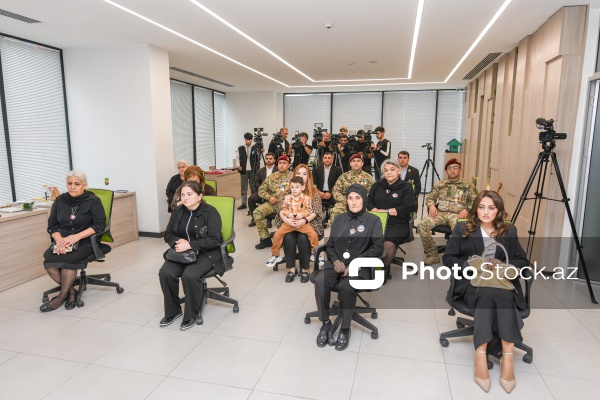 ƏƏSMN tərəfindən şəhid ailələrinə və müharibə əlillərinə 100 mənzil verilib