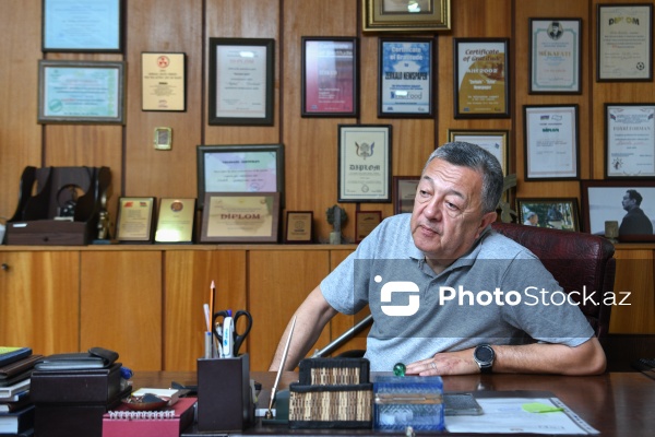 Azərbaycan Jurnalistlər Birliyinin sədri Elçin Şıxlı