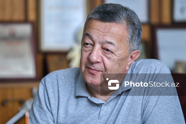 Azərbaycan Jurnalistlər Birliyinin sədri Elçin Şıxlı