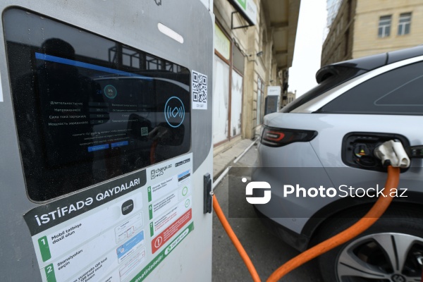 Elektromobillər üçün Bakıda quraşdırılmış şarj cihazları