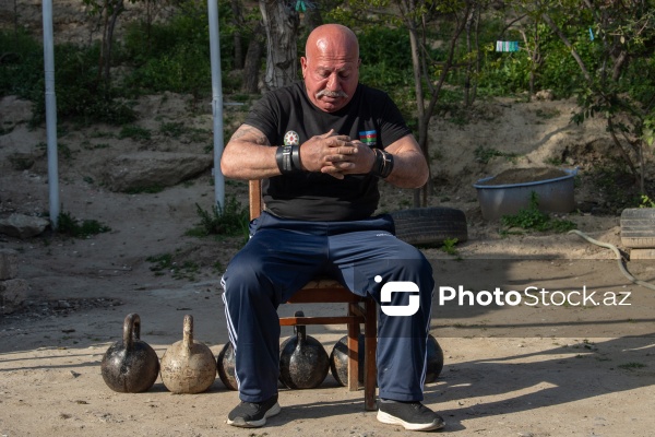 64 yaşlı xalq pəhləvanı Əliyar Musayev