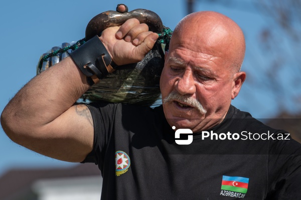 64 yaşlı xalq pəhləvanı Əliyar Musayev