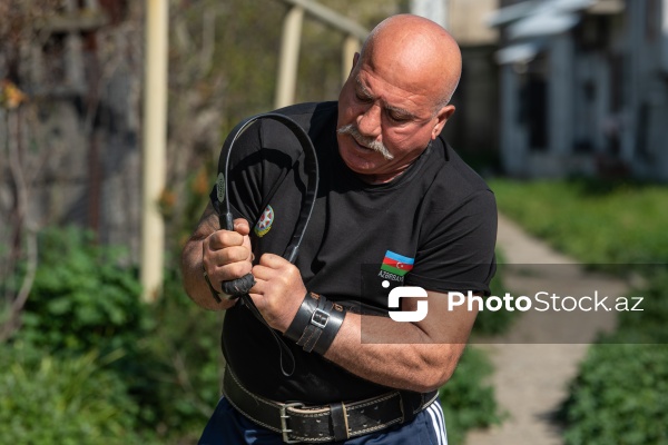 64 yaşlı xalq pəhləvanı Əliyar Musayev