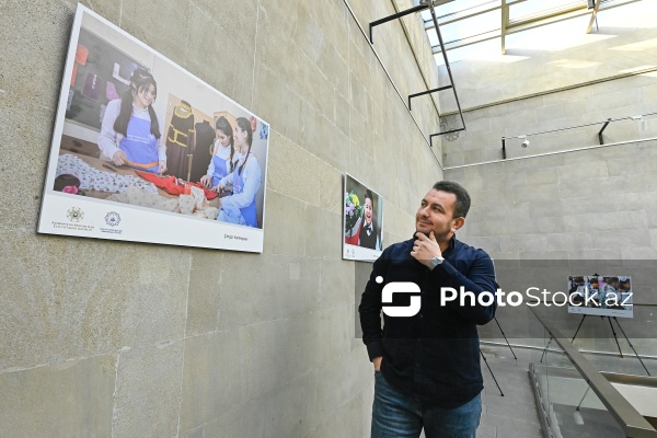 Çingiz Xankişiyev - “Elm və təhsil obyektivdə" foto-video müsabiqəsinin mükafatlandırma mərasimində
