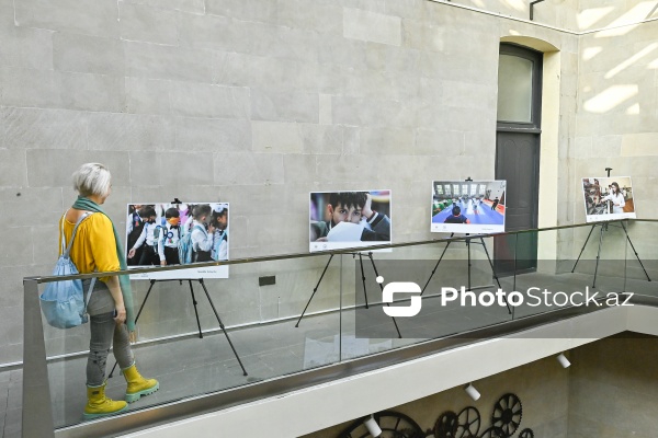 “Elm və təhsil obyektivdə" foto-video müsabiqəsinin mükafatlandırma mərasimi