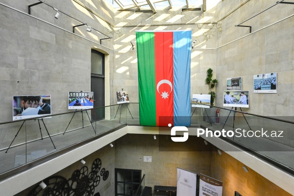 “Elm və təhsil obyektivdə" foto-video müsabiqəsinin mükafatlandırma mərasimi