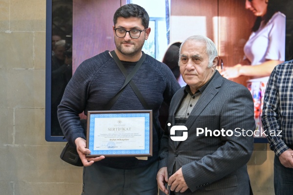 “Elm və təhsil obyektivdə" foto-video müsabiqəsinin mükafatlandırma mərasimi