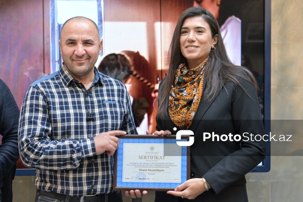 “Elm və təhsil obyektivdə" foto-video müsabiqəsinin mükafatlandırma mərasimi