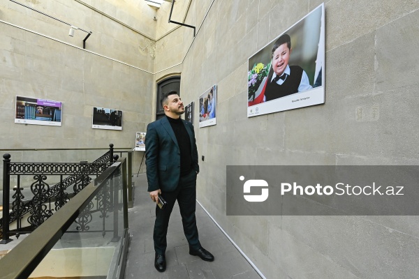 Müzəffər İsmayılov - “Elm və təhsil obyektivdə" foto-video müsabiqəsinin mükafatlandırma mərasimində