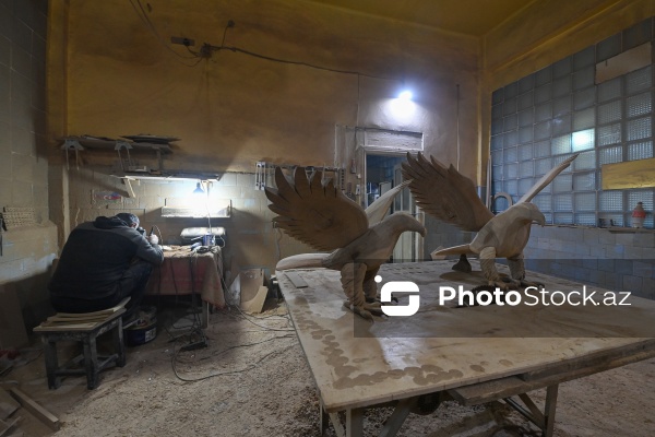 Ağac materiallarından müxtəlif əl işlərinin hazırlandığı emalatxana