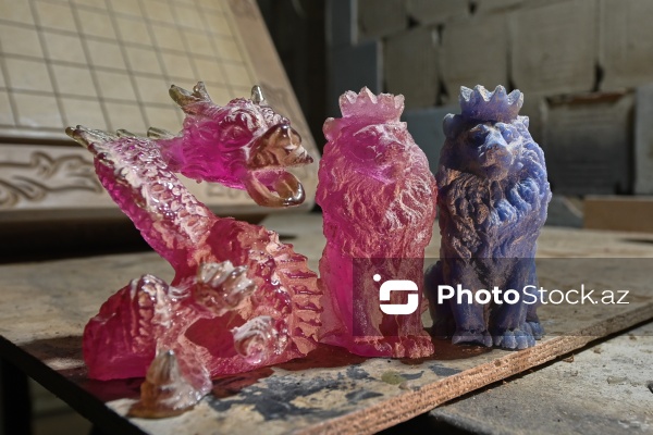 Ağac materiallarından müxtəlif əl işlərinin hazırlandığı emalatxana