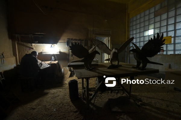 Ağac materiallarından müxtəlif əl işlərinin hazırlandığı emalatxana