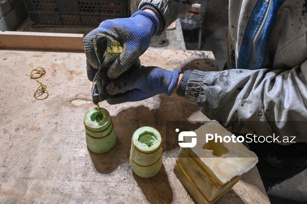 Ağac materiallarından müxtəlif əl işlərinin hazırlandığı emalatxana