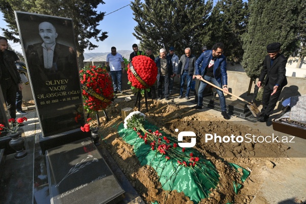 Əməkdar artist Vahid Əliyevin dəfn mərasimi