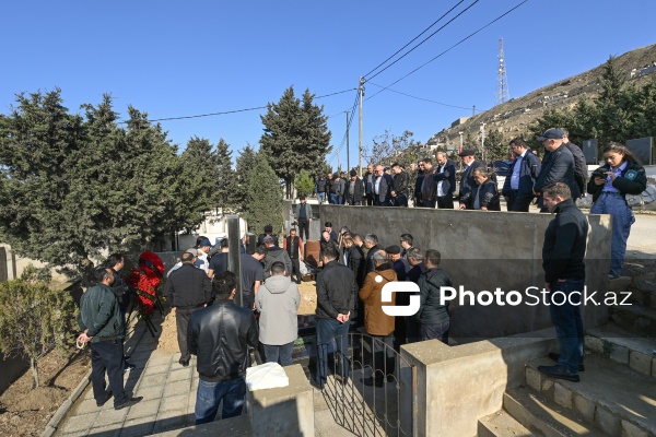 Əməkdar artist Vahid Əliyevin dəfn mərasimi