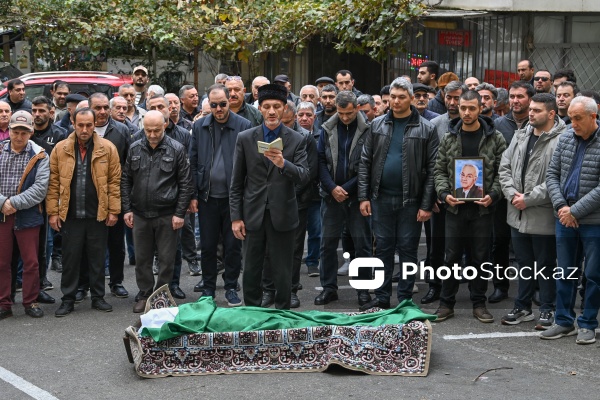 Əməkdar artist Vahid Əliyev ilə vida mərasimi