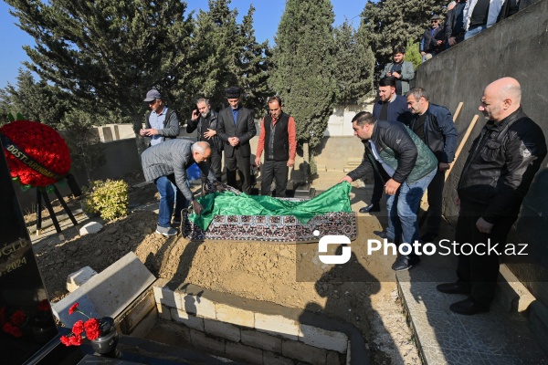 Əməkdar artist Vahid Əliyevin dəfn mərasimi