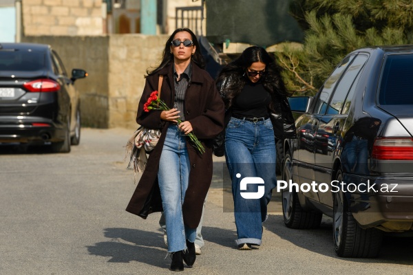 Əməkdar artist Yadigar Muradovun dəfn mərasimi