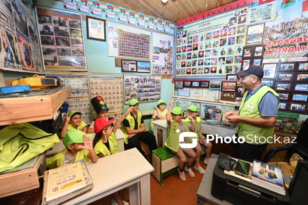 Əmircan qəsəbəsində “Canlı işıqfor” kimi tanınan Xalid Musayev