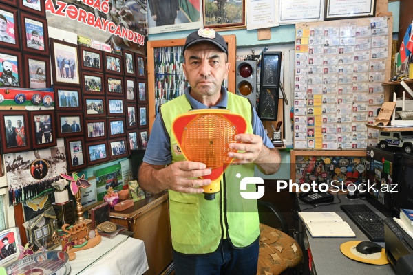 Əmircan qəsəbəsində “Canlı işıqfor” kimi tanınan Xalid Musayev