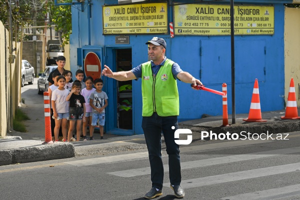 Əmircan qəsəbəsində “Canlı işıqfor” kimi tanınan Xalid Musayev