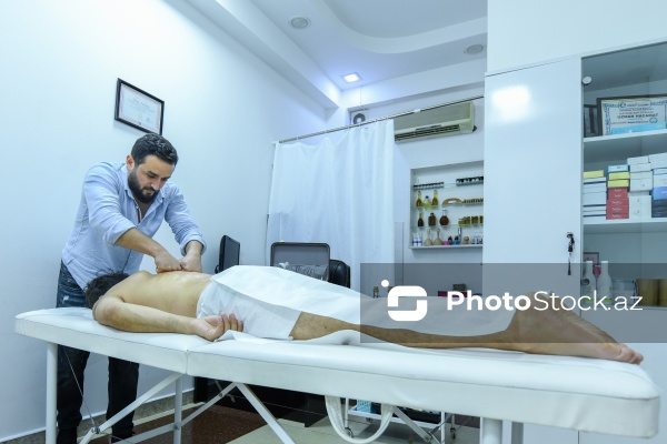 Ənənəvi müalicə üsulu olan hicama prosesi