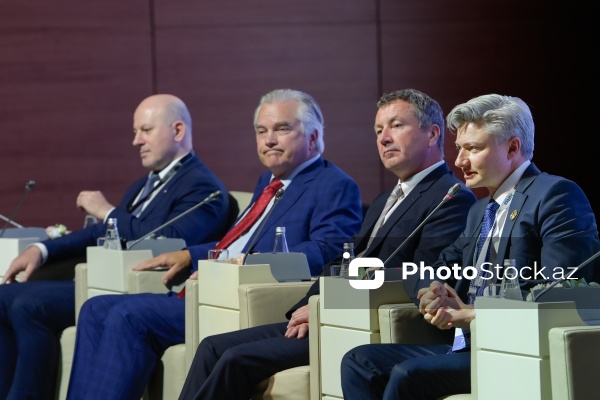 “Upstream – yeni perspektivlər” adlı panel