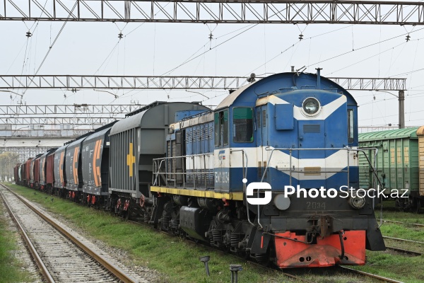 Ermənistana Qazaxıstan taxılı daşıyan yük qatarı Biləcəri Dəmiryol Stansiyasına çatıb