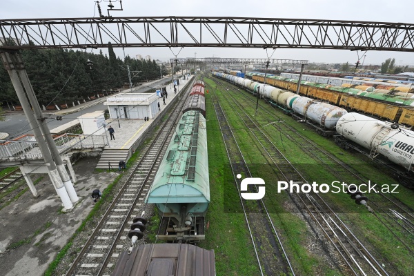 Ermənistana Qazaxıstan taxılı daşıyan yük qatarı Biləcəri Dəmiryol Stansiyasına çatıb